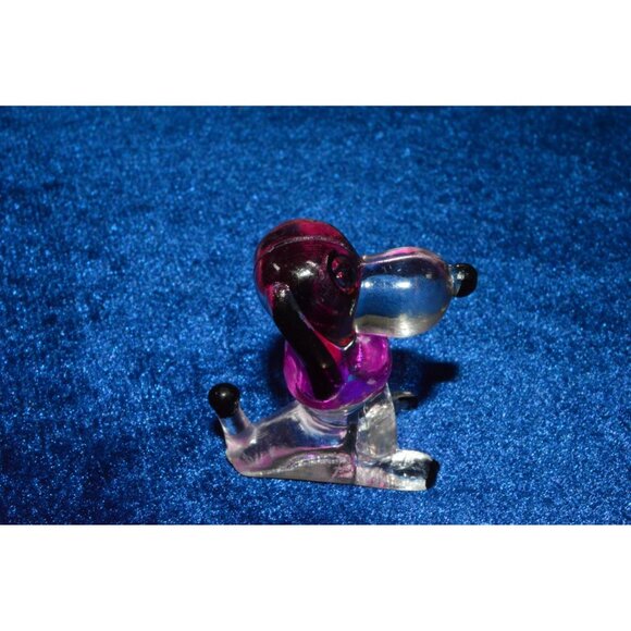 Vintage Plastic Dog Figure Miniature Lucite Clear Black  Acrylic Trinket Hong Ko - Picture 2 of 9